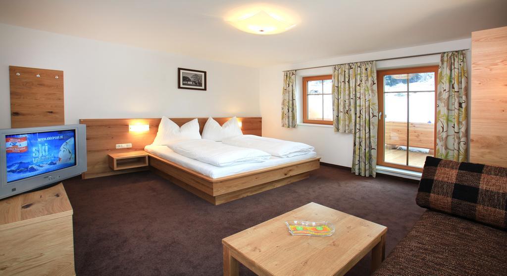 Tarlack Appartements Huetten 34 Leogang Quarto foto